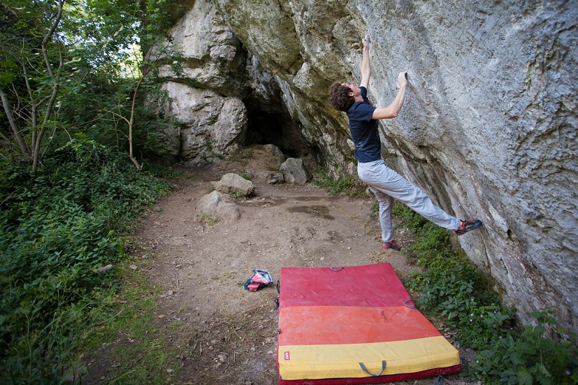 Nick Brown crimping like his life depended on it...  © Rob Greenwood - UKC
