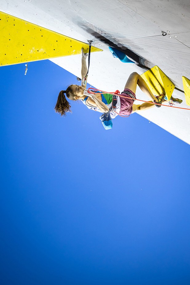 Laura Rogora competing in the Final  © Jan Virt/IFSC