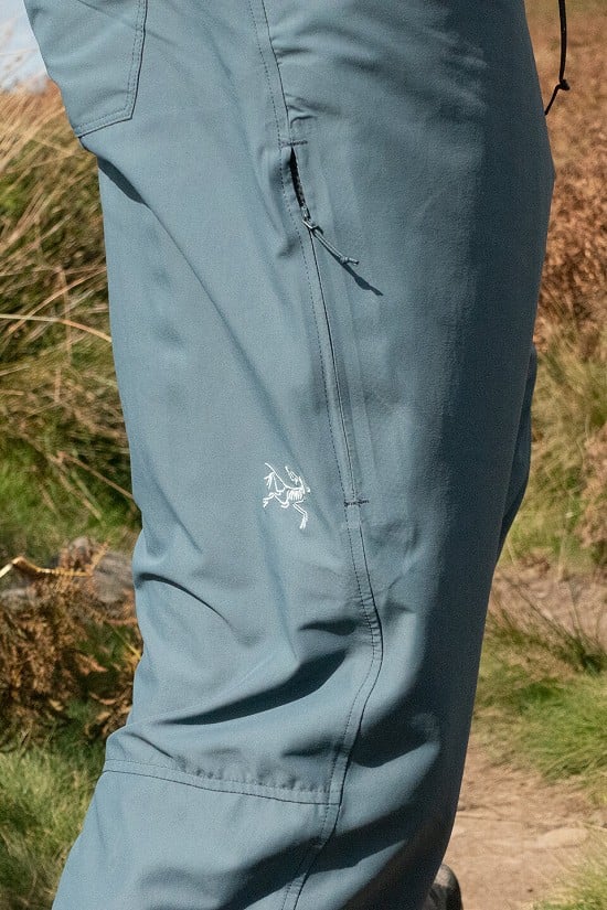 Arc'teryx Creston Pant side pocket  © UKC Gear