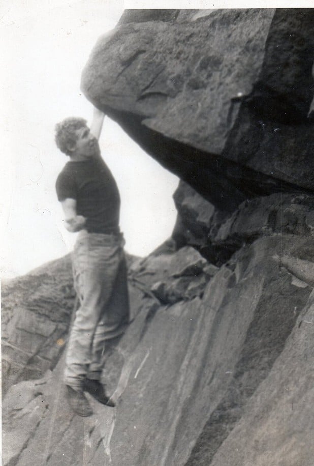 Barry Kershaw on his Double Overhangs, Den Lane.  © Tony Howard Collection