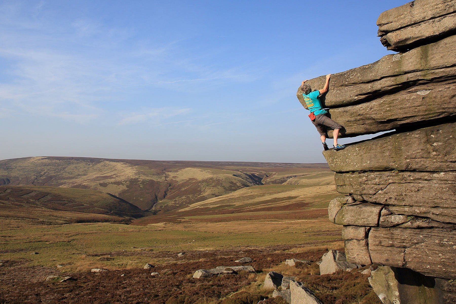 Beautiful conditions at Howshaw Tor for some easy soloing  © Mike Hutton