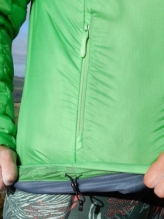 Lightweight zips and minimalist toggle adjustment  © UKC Gear