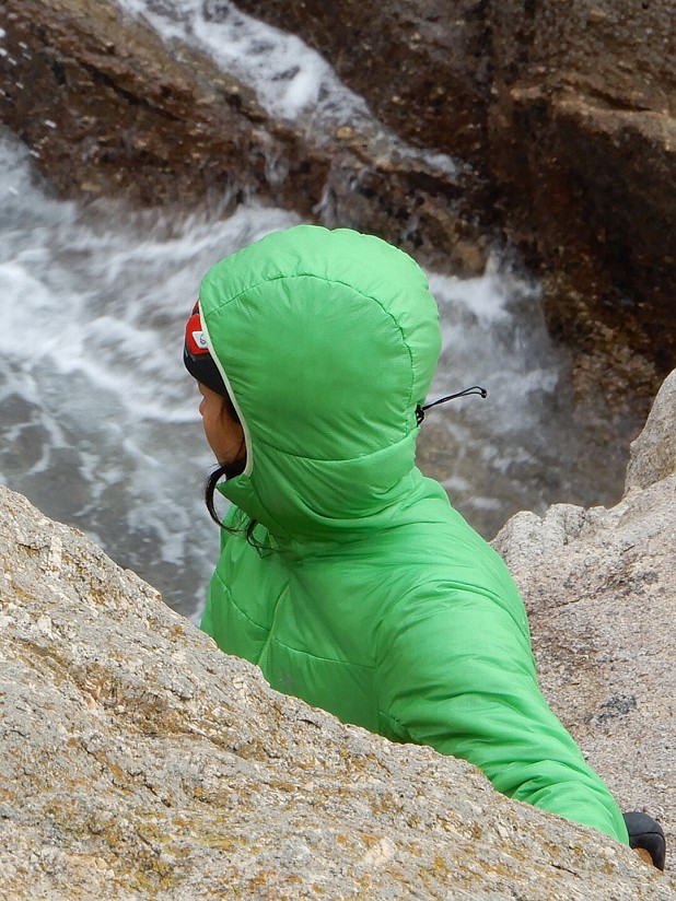 The hood adjusts to fit well over a helmet  © UKC Gear