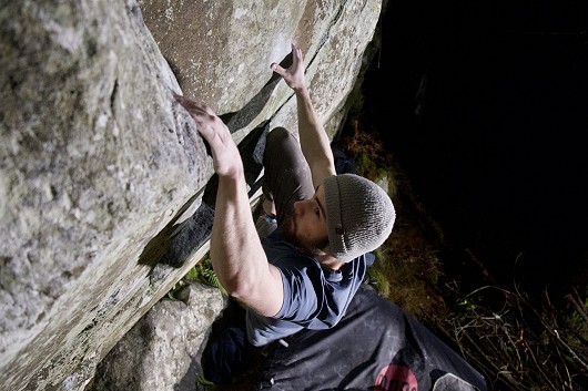 Making the most of the night time connies on a quality bit of Scottish bouldering esoterica  © CMcBain
