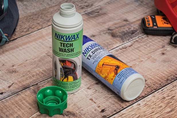 Nikwax Tech Wash & TX Direct Twin Pack: Optimal Gear Care - The Expert  Camper