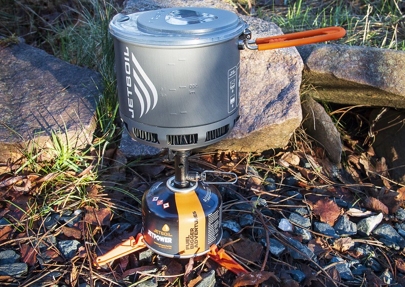 Jetboil MiniMo review: a versatile cooking system for your next