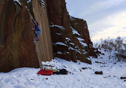 @lankyclimbs in the cold on Technical Master.  © abbeyd