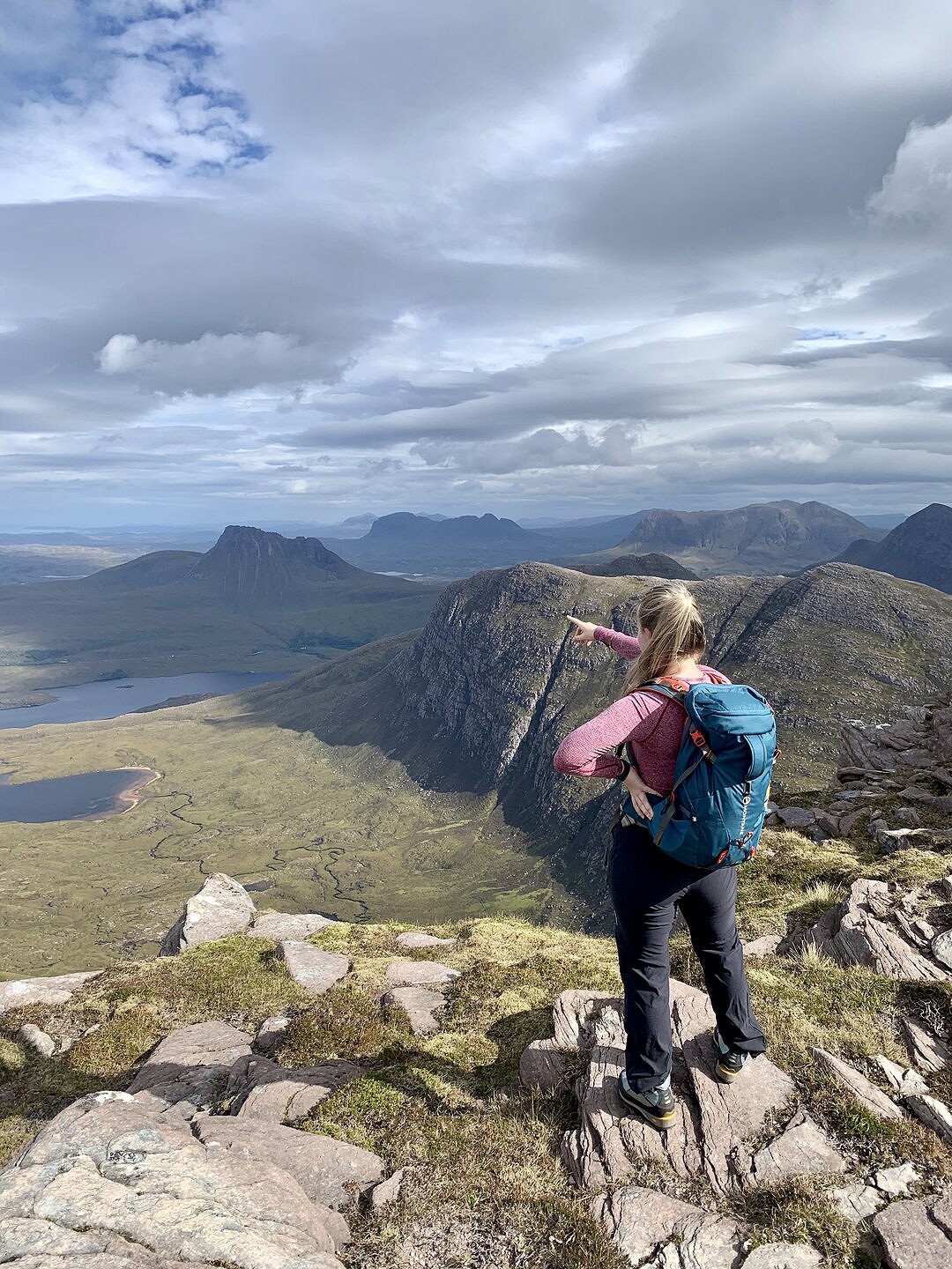 Looking onto the Assynt classics from Sgurr an Fhidhleir.  © Removed User