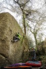 Reuben questing up the acclaimed best boulder problem in the South of England, Devon Sent f7C+ @ Bearacleave