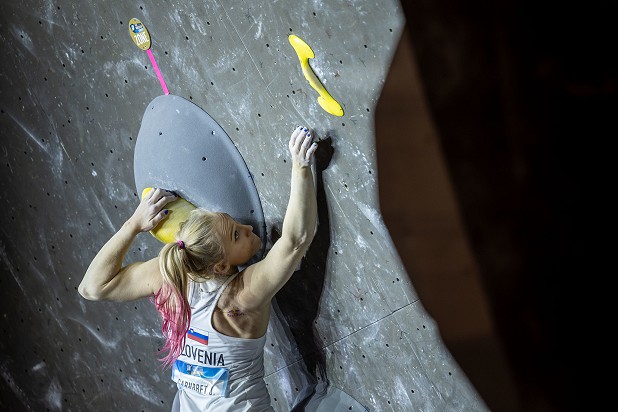 Janja Garnbret: unstoppable in her ninth victory in a row.   © Jan Virt/IFSC