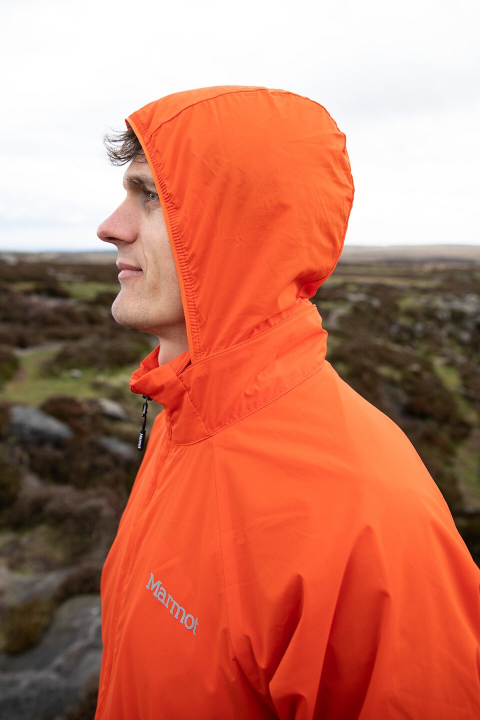 ...but it doesn't offer much side/chin protection  © UKC Gear