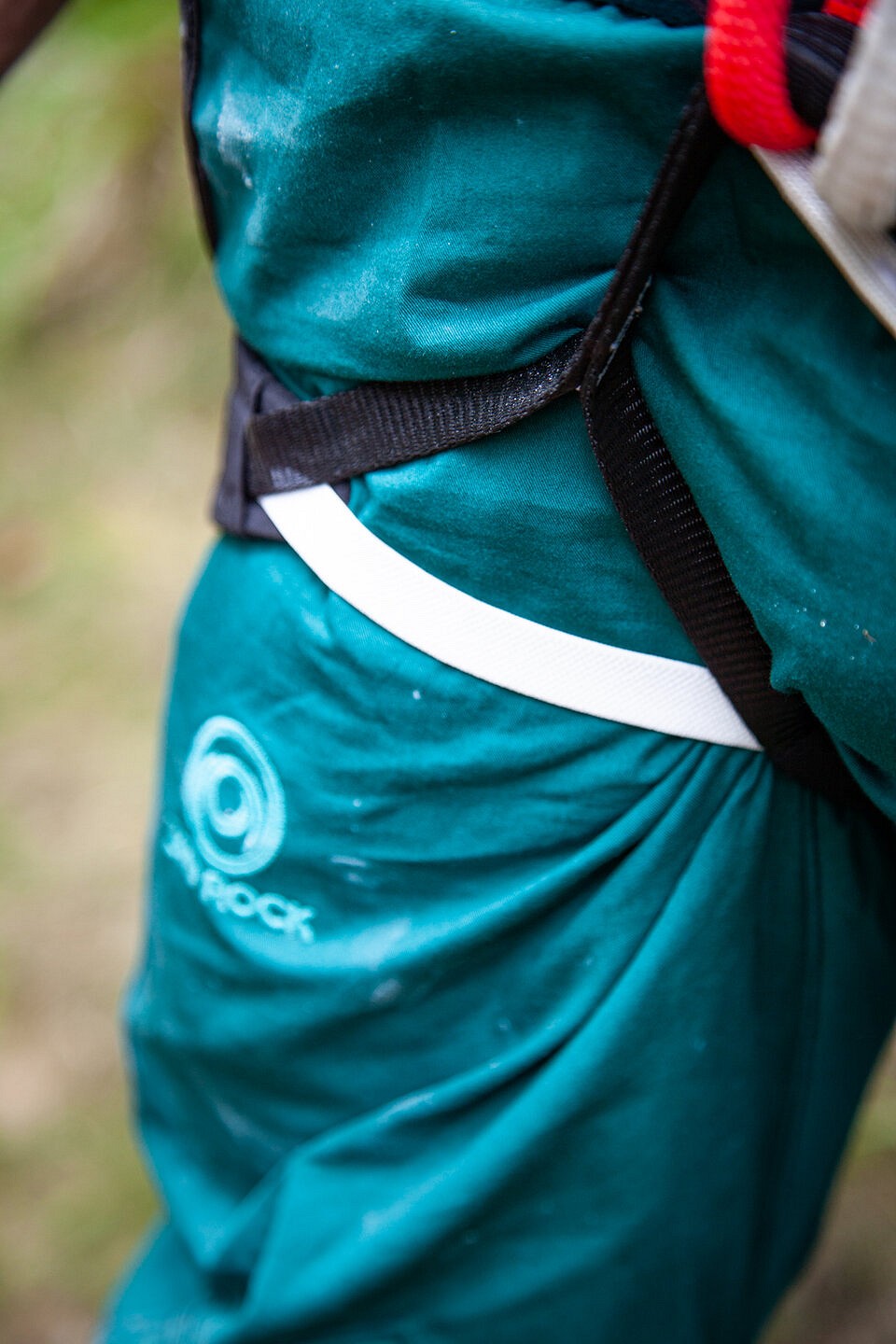 Fixed leg loops help keep weight and clutter to a minimum  © UKC Gear