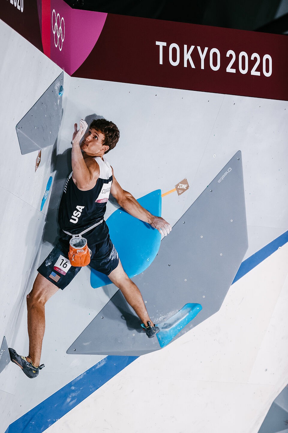 Nathaniel Coleman was the only one to top problem 2 in the bouldering - a great performance.  © Jon Glassberg / Louder Than 11