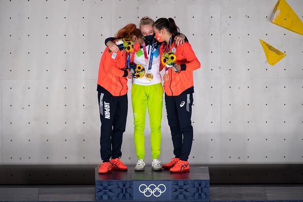 The Women's Olympic Podium  © Leo Zhukov/IFSC
