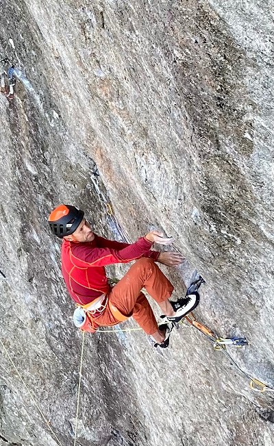 Steve McClure making the first repeat of Lexicon E11 7a.  © Neil Gresham