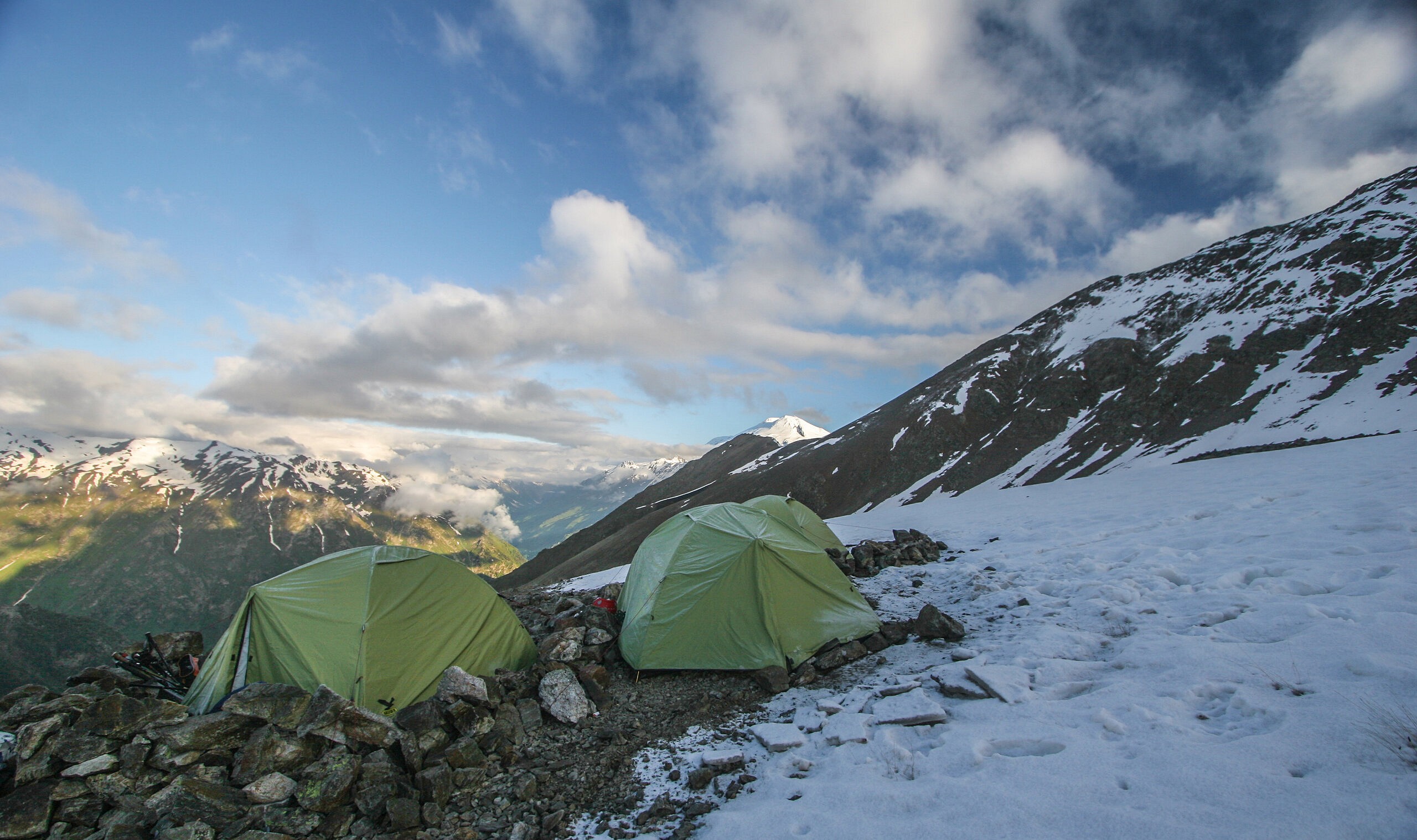 Camp high in Caucasus near Elbrus.   © Jason Sheldrake