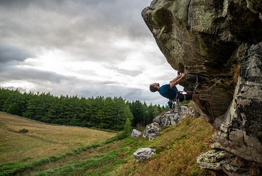 Angus Davidson eyeing up the crux move move on Outward Bound  © Robbie Hearns