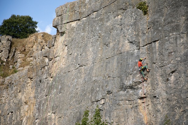 The Zone in sport mode at Horseshoe Quarry  © UKC Gear