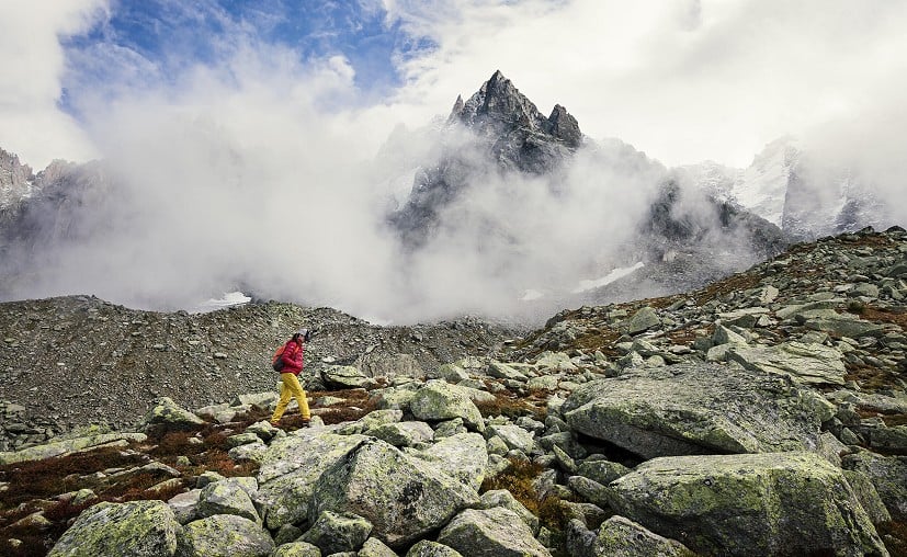 Walking along the plateau below the Chamonix Aiguilles.  © Dark Sky Media