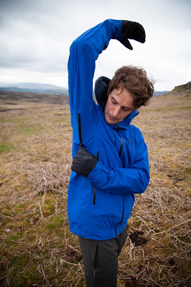 Pit zips for quick ventilation are useful with a 3-layer Gore-Tex fabric  © UKC Gear