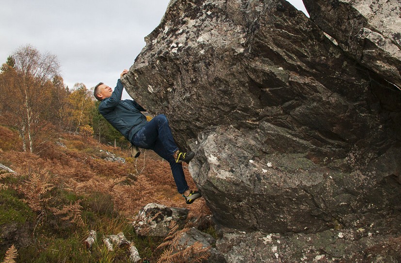 The active cut works well for climbing or bouldering in colder weather  © Dan Bailey