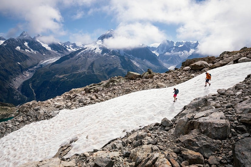 Glaciers and snow cover are thinning across the globe.  © Mountain Equipment/Dark Sky Media