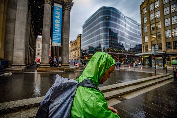 A wet day in Glasgow (not uncommon)  © David MacFarlane www.inov-8.com
