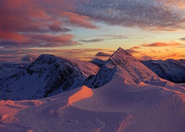 Sunset on the Devil's Ridge, Mamores  © Jamie Hageman