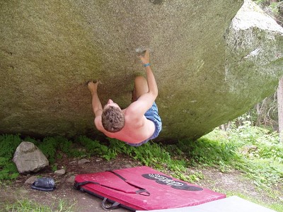 bouldering in the bosson forest  © mrsmesh