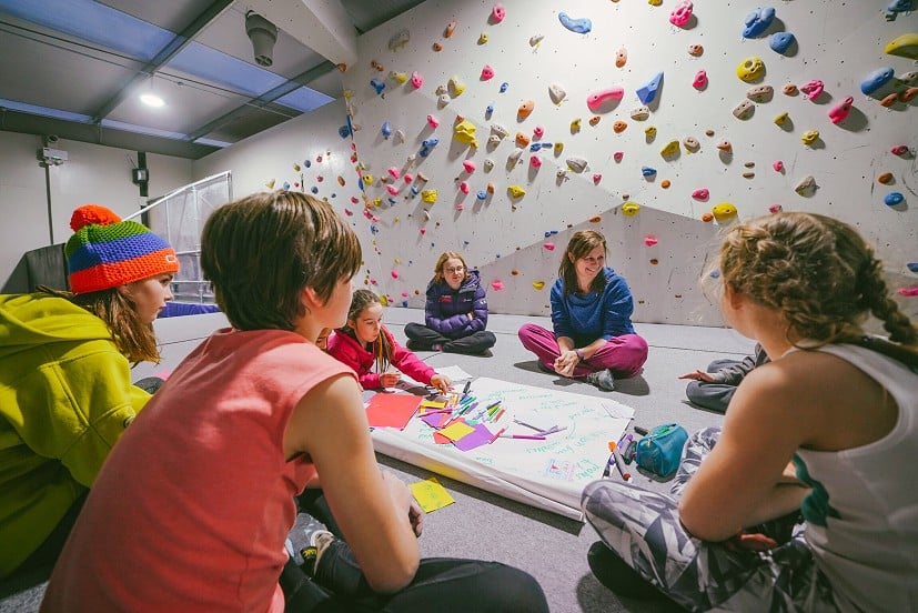 Working with youth climbers to improve their mental game.  © Ed Wong