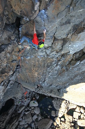 Martin McKenna on Rock Idol - one of the many super classic routes in Pembroke  © Mike Hutton