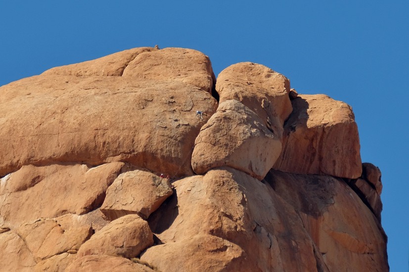 Lucy Spark leading the penultimate pitch on the Spitzkoppe Normal Route.  © Robert Durran