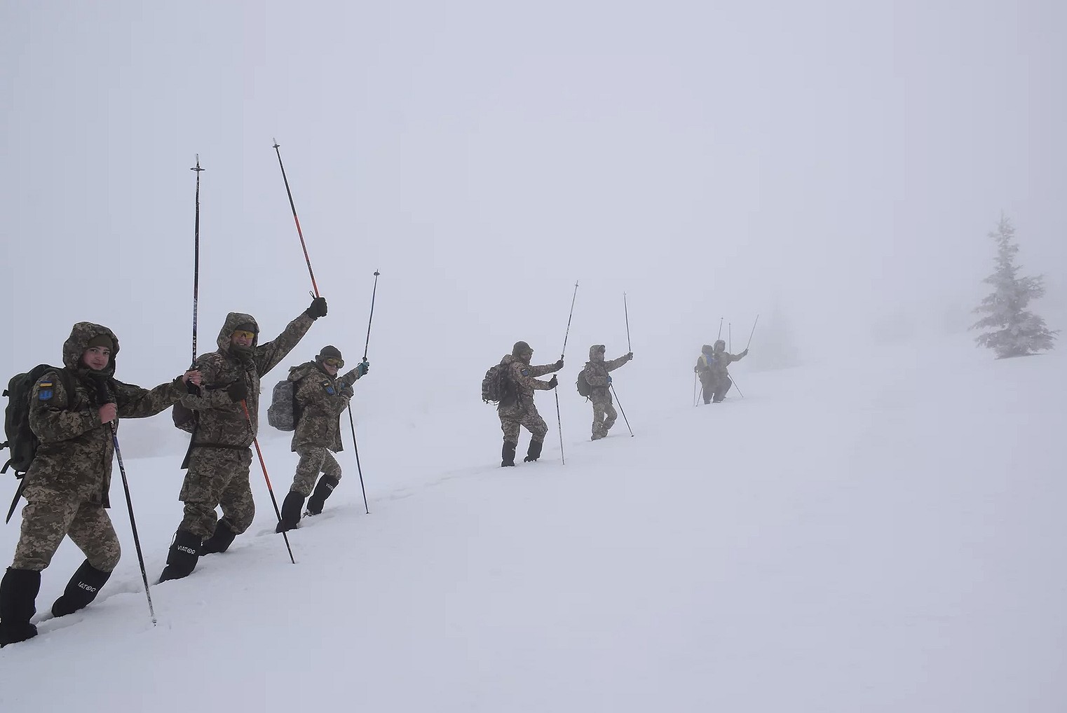 Mountain training in the Carpathians.  © 128th Separate Mountain Assault Transcarpathian Brigade.