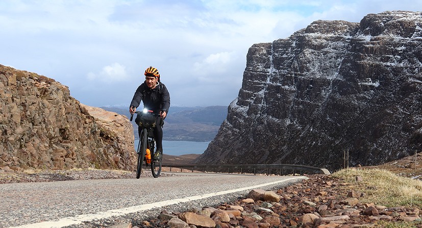 The Bealach na Ba may have tarmac, but it's a bit of an effort with an overnight load  © Markus Stitz