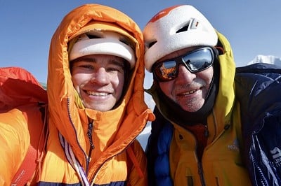 Tim Miller and Paul Ramsden in the Jugal Himal.  © Tim Miller