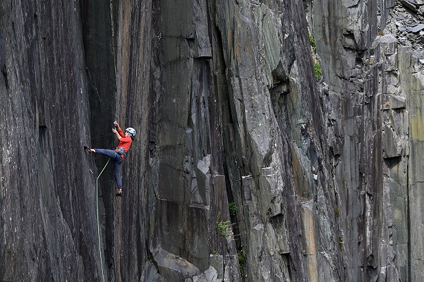Harriet on the infamous '8a' groove pitch  © Ray Wood https://www.instagram.com/ray_wood/?hl=en