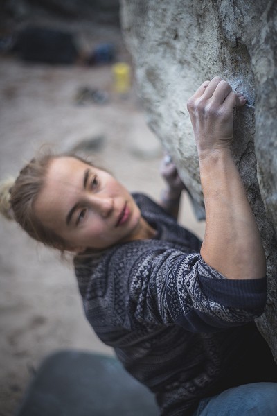 Zofia Reych bouldering at Rocher Fin.  © Andy Day