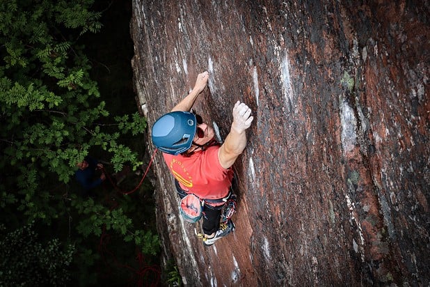 Mathew Wright on Live Fast, Die Young E9 6c.  © Simon Taylor