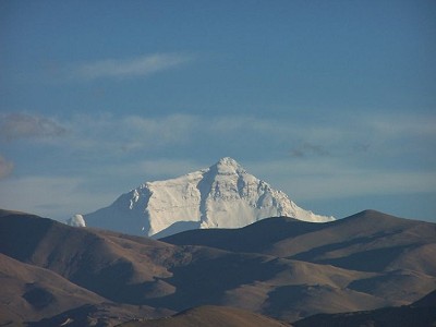 Everest from Tibet  © Stuart Dunning