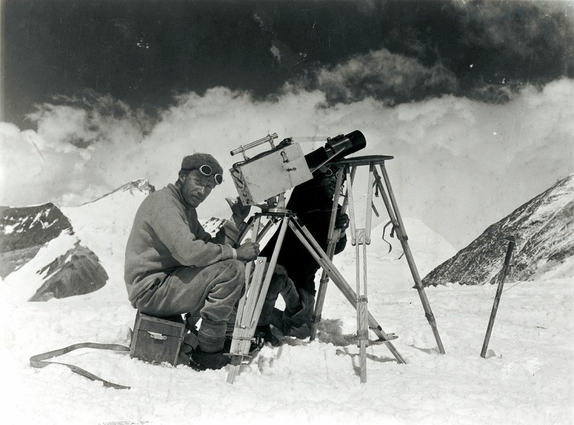 John Noel with camera on Everest, 1924  © John Noel Collection