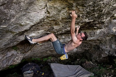 Will Bosi makes the first ascent of Honey Badger and proposes 8C+.  © Band of Birds