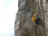 Traverse at Mur des Lamentations, first overhanging section