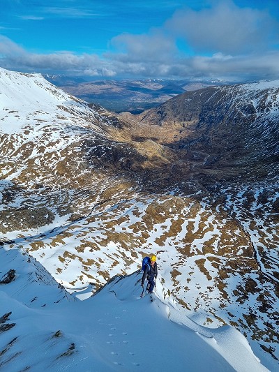 Stuart McLeod on the easy upper ridge of The Ramp  © Neil Adams