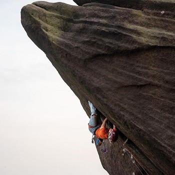 Inverted crack climbing at Ramshaw  © Jessie Leong @jessielphoto
