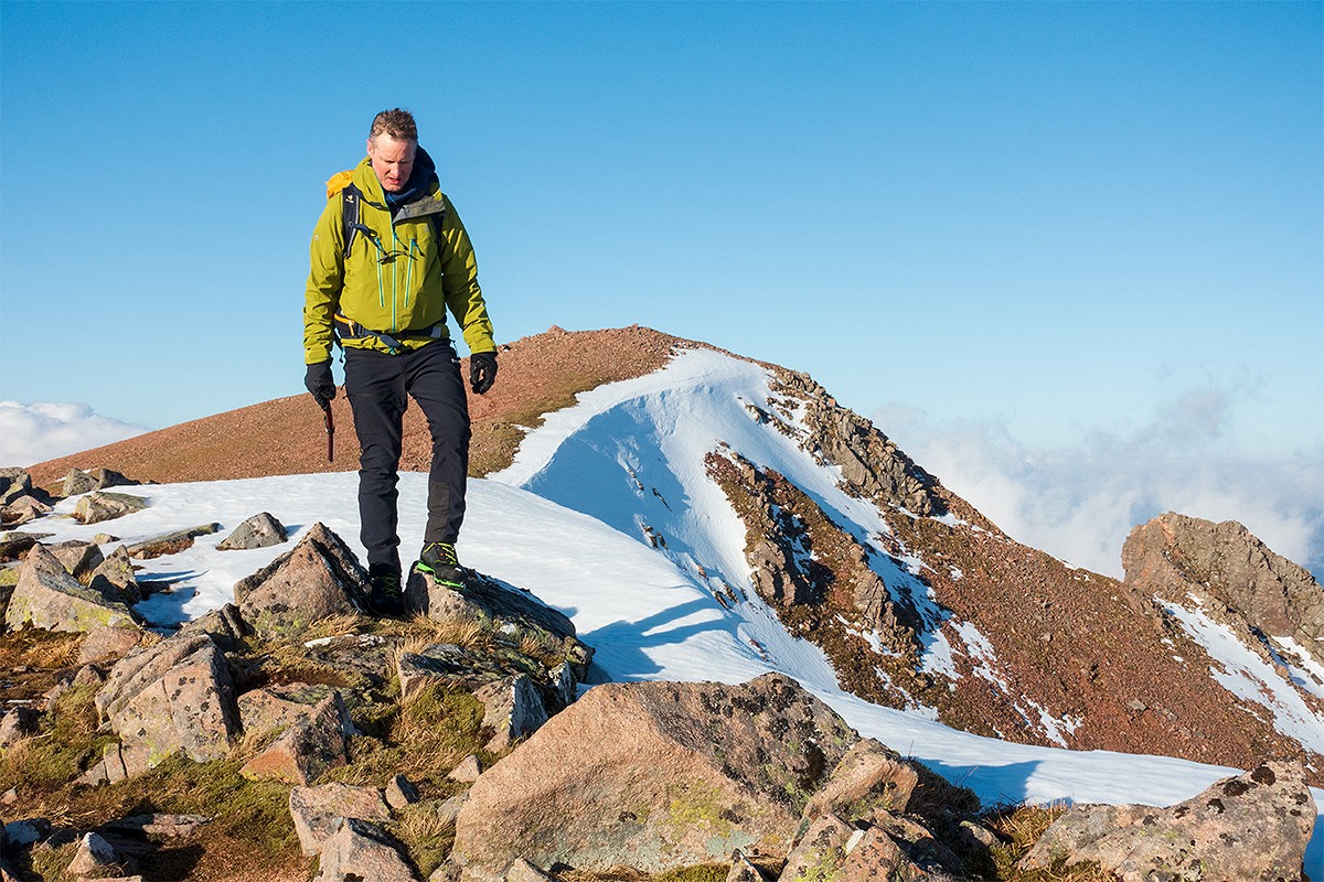 Perfect for a windy 'spring' mountaineering day on The Ben  © Dave Saunders