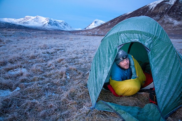 Waking up after a particularly cold night in the Parsec -6C  © UKC Gear
