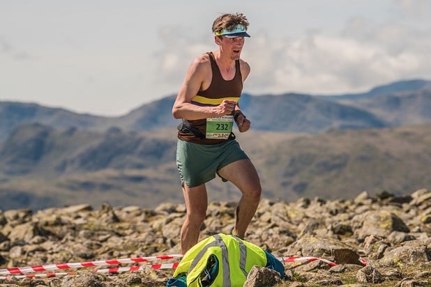 Rob Greenwood competing in the Fairfield Horseshoe English Championships Race  © Stephen Wilson - Grand Day Out Photography