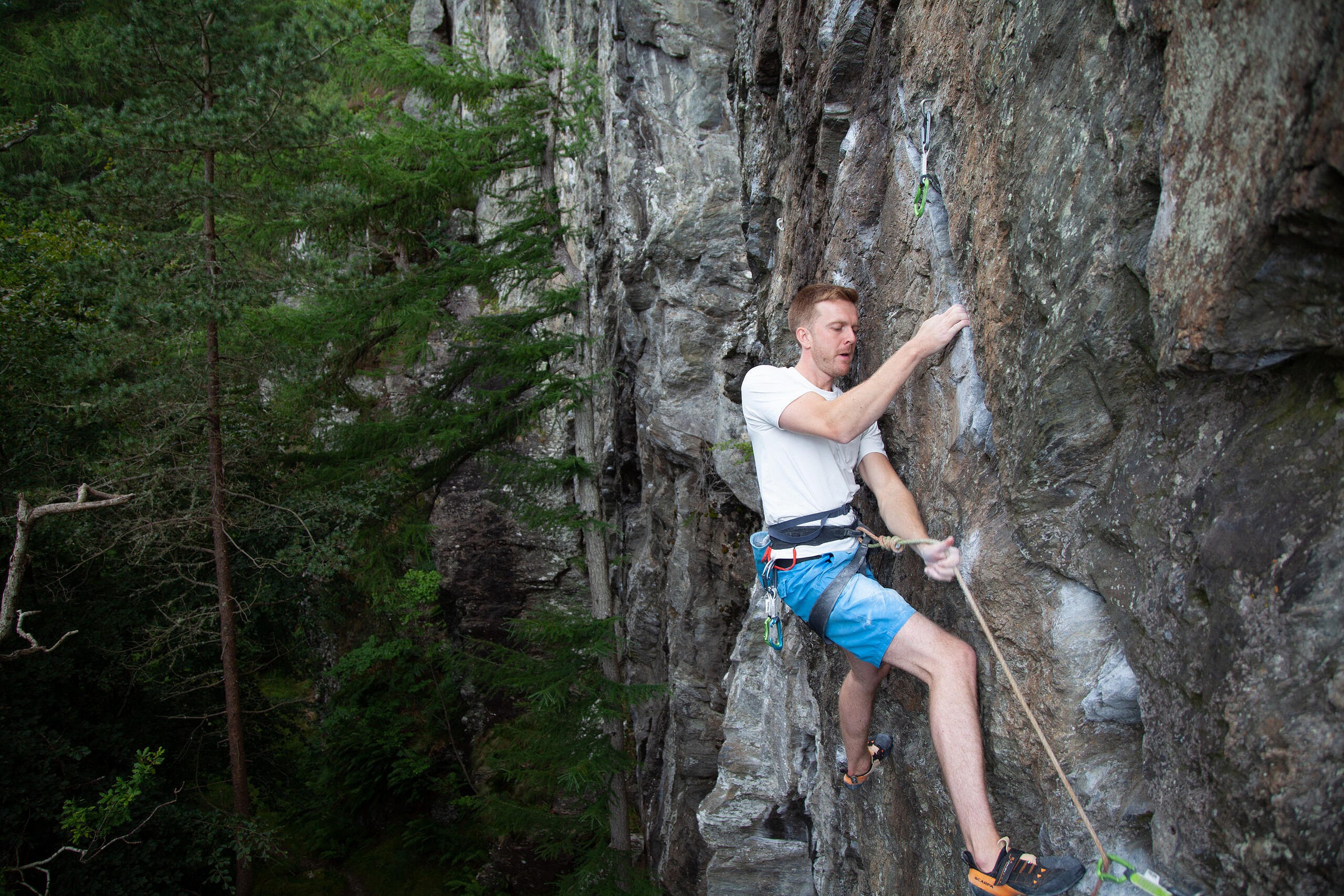 The Eagle Lite Protect Pro Dry sport climbing at Dunkeld  © UKC Gear