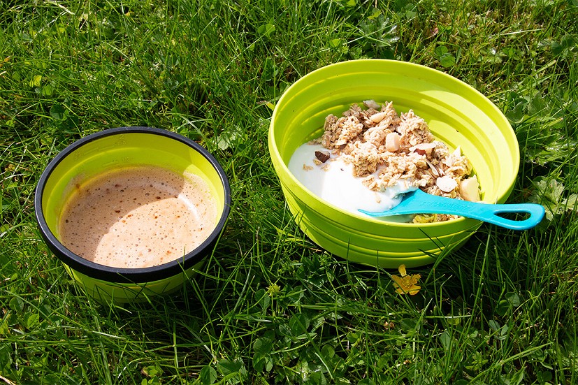 Yoghurt, nutty cereal, and a cappuccino sachet - hard to beat  © Dan Bailey