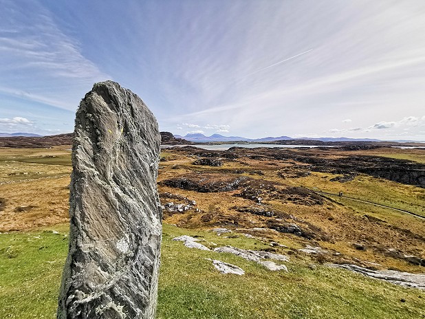 Standing stone on Cnoc Eibriginn  © Graham Uney & Sharon Kennedy